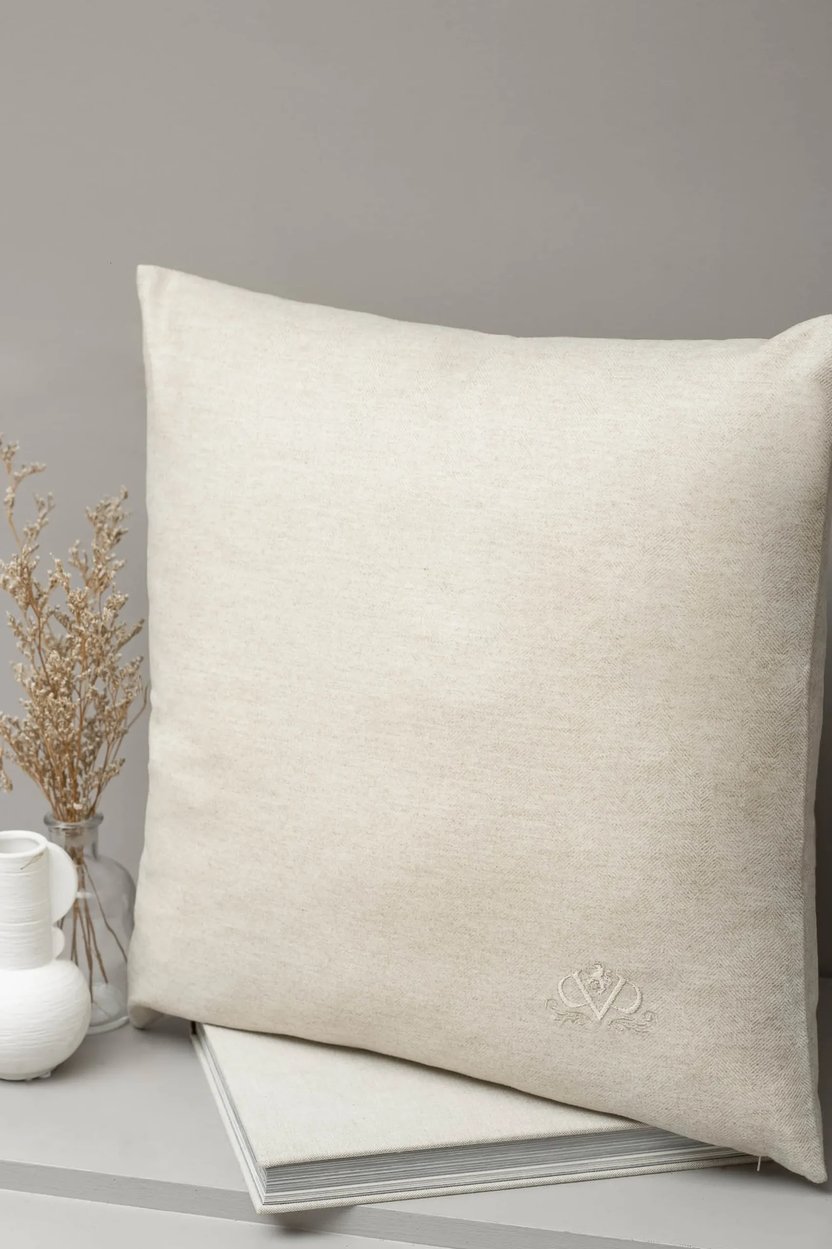 Pini Parma Beige Herringbone Wool Cushion - Made In Italy Fashion