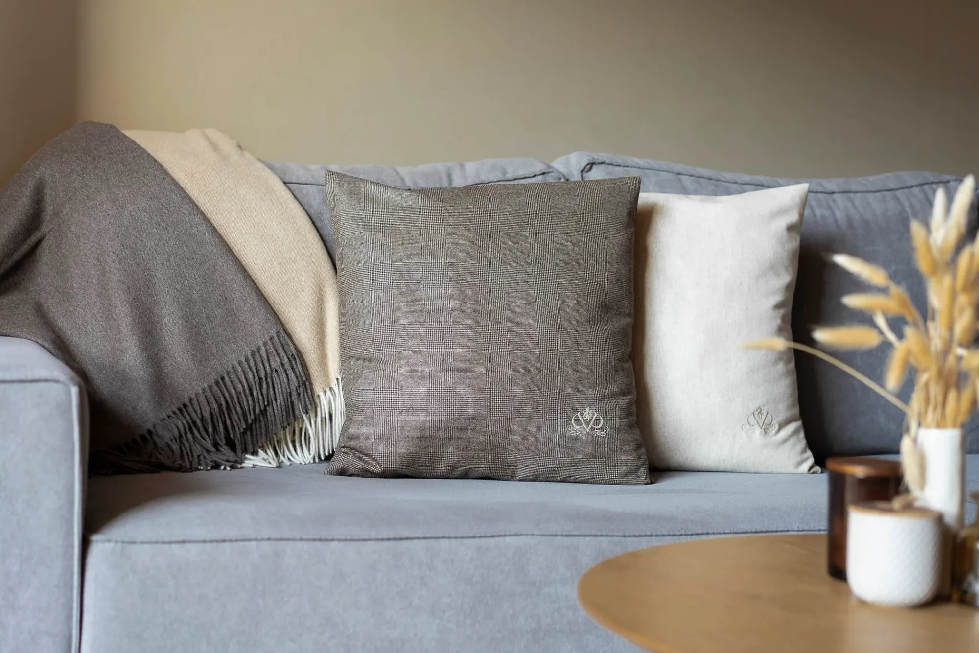Pini Parma Beige Herringbone Wool Cushion - Made In Italy Fashion