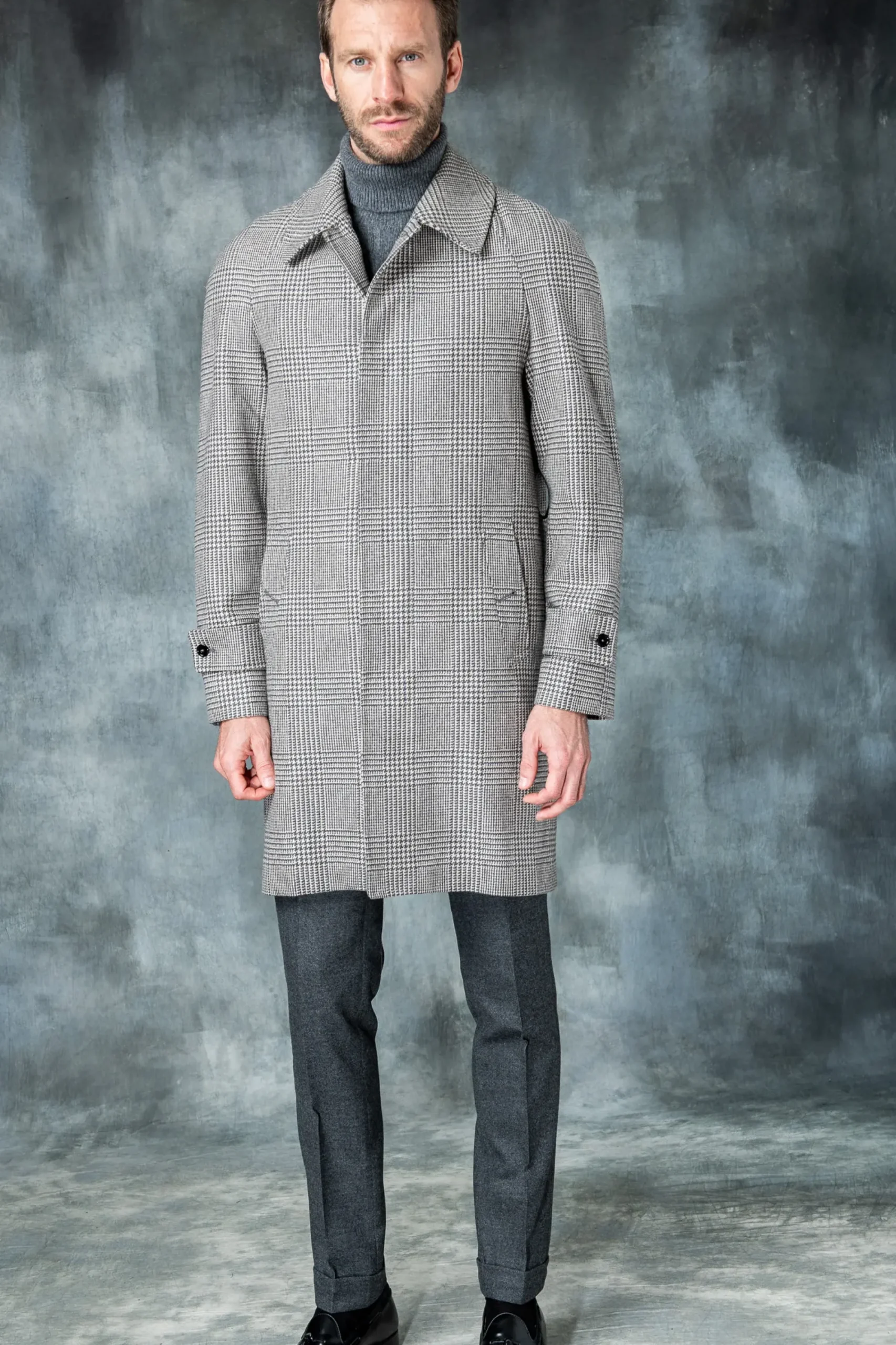 Pini Parma Brown Prince Of Wales Raglan Coat – Made In Italy Discount