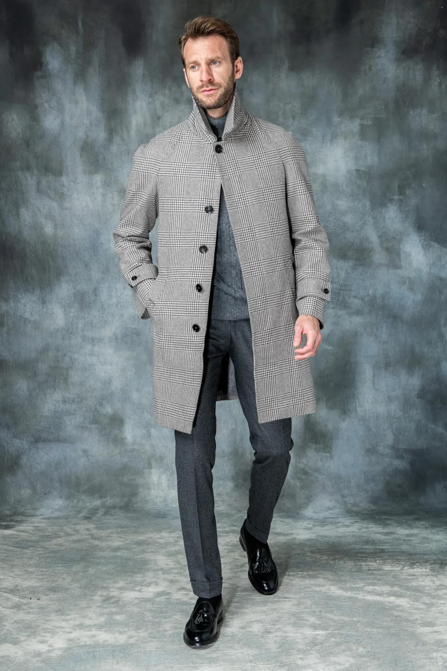 Pini Parma Brown Prince Of Wales Raglan Coat – Made In Italy Discount