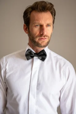 Pini Parma Pre-Tied Black Silk Bow Tie - Made In Italy Online