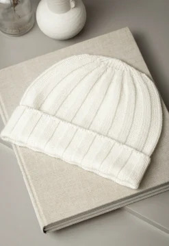 Pini Parma White Cashmere Rib Knit Beanie - Made In Italy Online