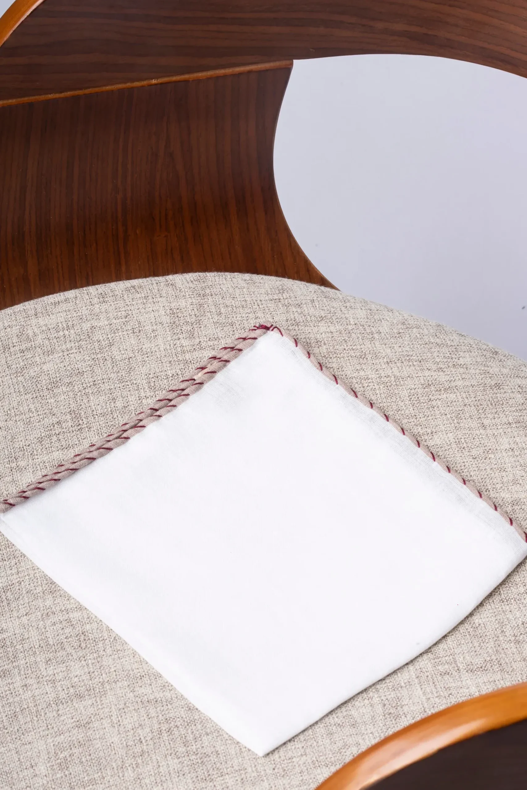 Pini Parma White Linen Pocket Square With Beige And Red Edges - Made In Italy Fashion